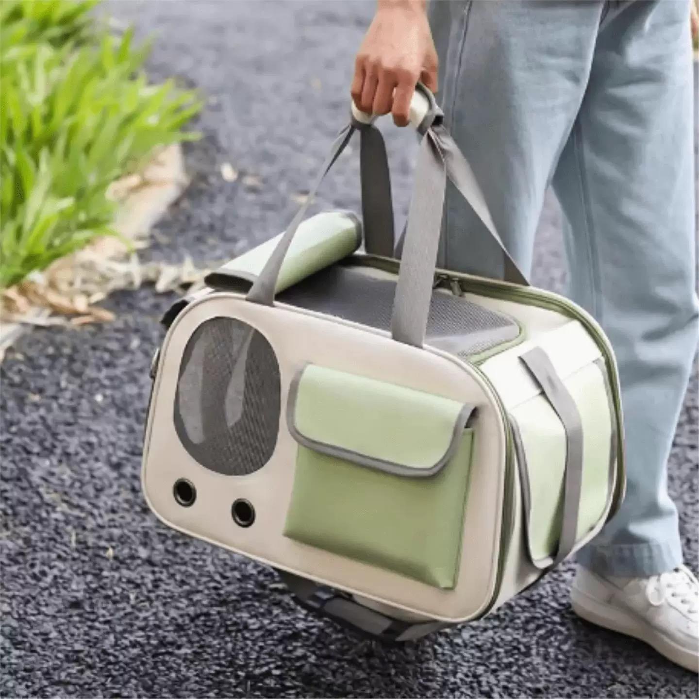 Portable Pet Travel Carrier – Breathable, Lightweight & Foldable Bag for Dogs & Cats